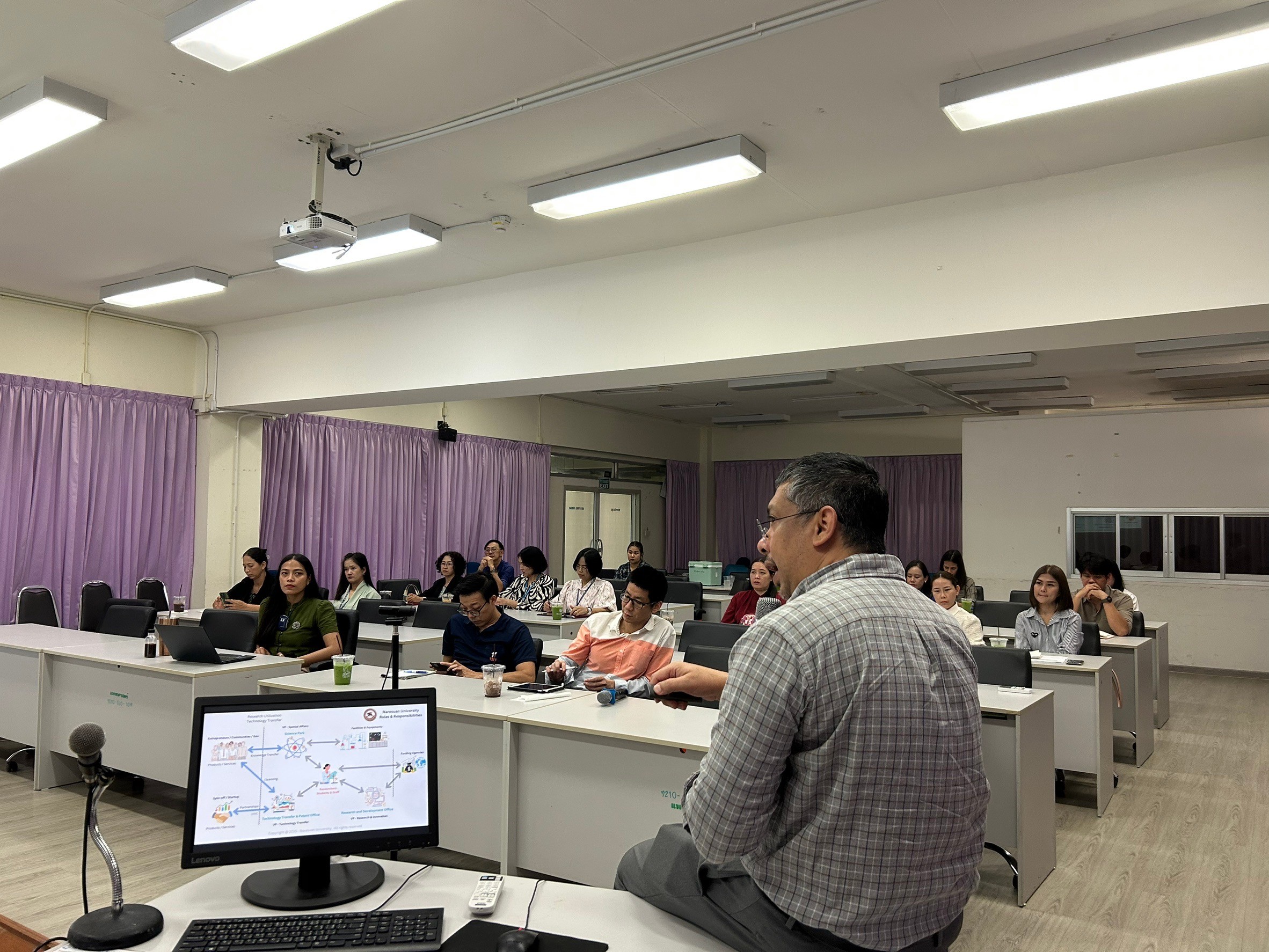 LINE_ALBUM_Road show _2_250310_1.jpg